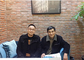 張總對一格家具高度認(rèn)可