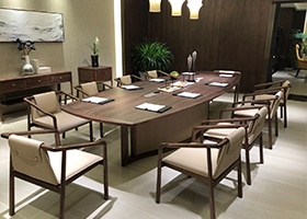 聽奢實(shí)木會(huì)議桌